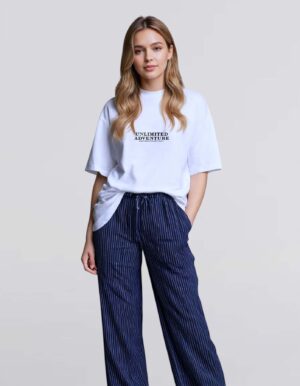 OVERSIZED FIT T-SHIRT