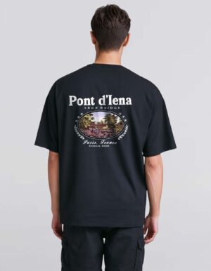 OVERSIZED FIT T-SHIRT